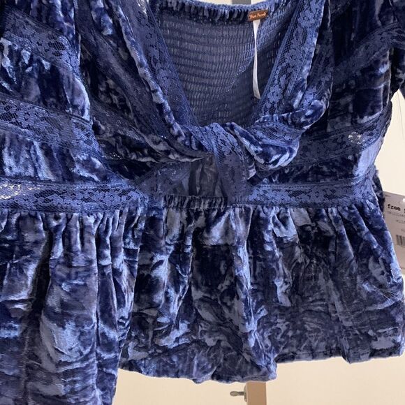❤️Free people your truly velvet top - Picture 6 of 13
